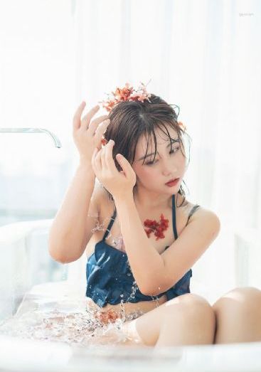 小姐拍片记_高清直播在线观看