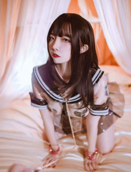 吃胸抓奶摸下面的视频_BD英语在线观看高清
